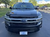 Used 2022 Ford Expedition XLT image 2