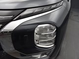 New 2025 Mitsubishi Outlander SE image 5