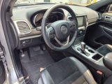 Used 2017 Jeep Grand Cherokee Altitude image 4