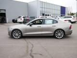 Used 2021 Volvo S60 T5 Momentum w/ Premium Package image 4