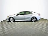 Used 2022 Toyota Camry LE image 5