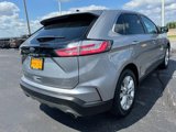 Used 2021 Ford Edge Titanium image 3
