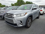 Used 2017 Toyota Highlander XLE image 2