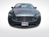 Used 2019 Ford Fusion SE image 2