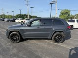 Used 2018 Jeep Grand Cherokee Altitude image 2