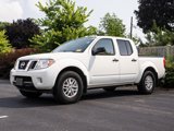 Used 2017 Nissan Frontier SV image 3
