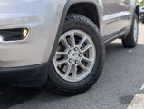 Used 2019 Jeep Grand Cherokee Laredo image 5