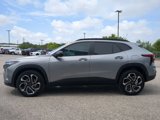 Used 2025 Chevrolet Trax RS w/ Driver Confidence Package image 5