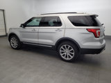 Used 2016 Ford Explorer Limited image 3