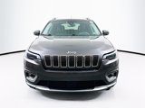 Used 2019 Jeep Cherokee Limited w/ Luxury Group image 2