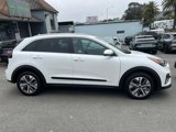 Used 2022 Kia Niro EX w/ Cold Weather Package image 4