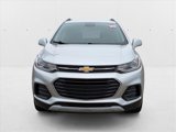 Used 2020 Chevrolet Trax LT w/ LT Convenience Package image 2