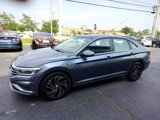 Used 2019 Volkswagen Jetta SEL Premium image 3
