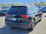Used 2019 Volkswagen Tiguan SE w/ Panoramic Sunroof Package image 3