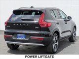 Used 2025 Volvo XC40 B5 Plus image 5