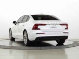 Used 2020 Volvo S60 T5 Momentum image 5