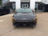New 2025 Kia K4 LXS image 2