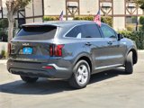 Used 2022 Kia Sorento LX image 5