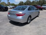 Used 2017 Toyota Camry SE image 3