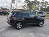 Used 2023 Jeep Compass Latitude image 5