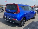 Used 2021 Kia Soul EX image 2