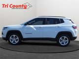 Used 2024 Jeep Compass Latitude image 4