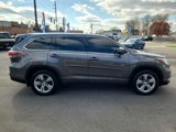 Used 2014 Toyota Highlander Limited image 6