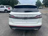 Used 2022 Lincoln Nautilus FWD image 6
