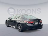 Used 2022 Toyota Camry SE image 4