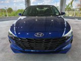 Used 2023 Hyundai Elantra SEL w/ Convenience Package image 3