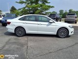 Used 2020 Volkswagen Jetta SE image 2