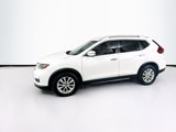 Used 2017 Nissan Rogue SV image 4