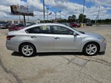 Used 2014 Nissan Altima 2.5 SL w/ Moonroof Package image 4
