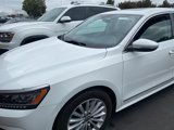Used 2016 Volkswagen Passat 1.8T SE w/ Lighting Package image 3