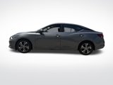 Used 2022 Nissan Sentra SV image 2