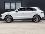 Certified 2022 Porsche Cayenne image 2