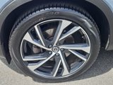 Used 2020 Volvo XC40 T5 R-Design image 4