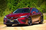 Used 2018 Toyota Camry SE image 4