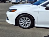 Used 2018 Toyota Camry LE image 4