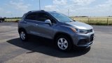 Used 2019 Chevrolet Trax LT w/ LT Convenience Package image 2