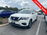 Used 2019 Nissan Pathfinder SL image 2