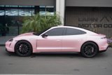 Used 2021 Porsche Taycan image 3