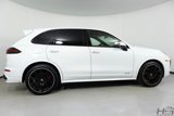 Used 2016 Porsche Cayenne GTS image 5