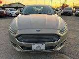 Used 2015 Ford Fusion SE w/ Equipment Group 202A image 2