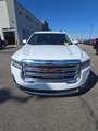 Used 2023 GMC Acadia SLT image 3