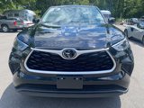 Used 2023 Toyota Highlander L image 2