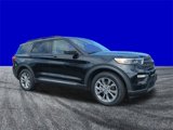 Certified 2022 Ford Explorer XLT w/ Equipment Group 202A image 2