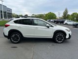 Used 2022 Subaru Crosstrek 2.0i Premium w/ Moonroof Package image 2