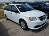 Used 2019 Dodge Grand Caravan SE w/ UConnect Hands-Free Group image 4