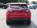 Used 2019 Jeep Compass Latitude image 4